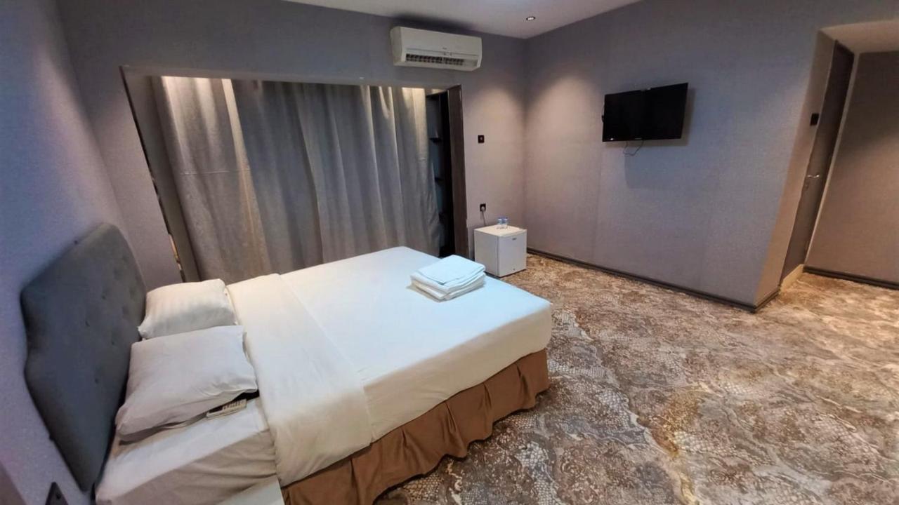 Sur Hotel