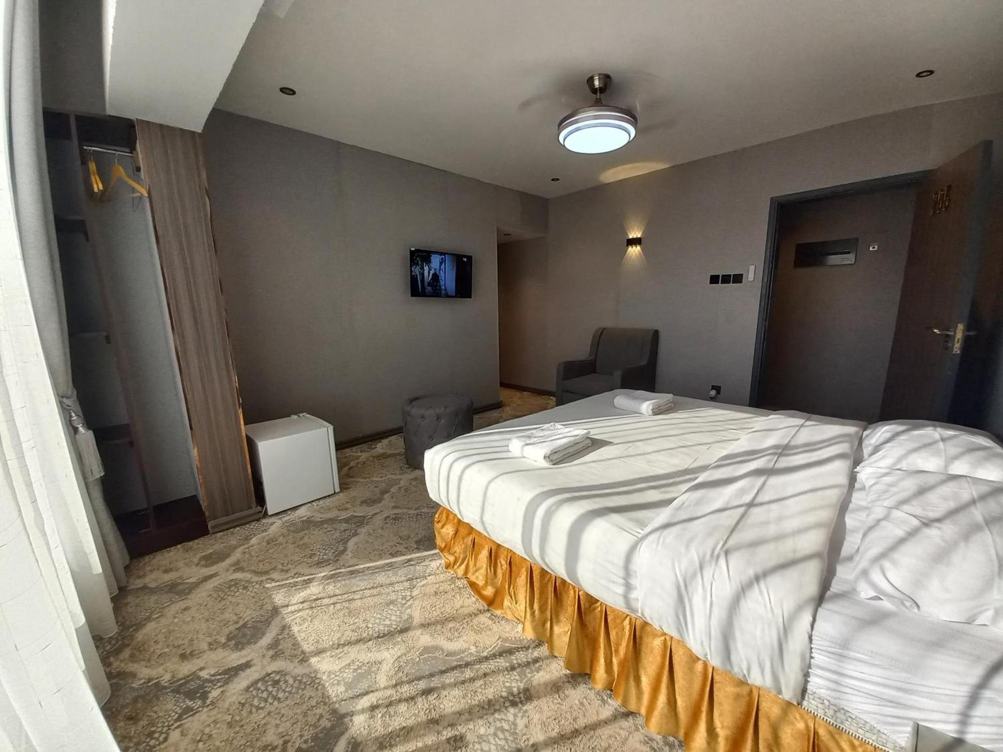 Sur Hotel * Sur